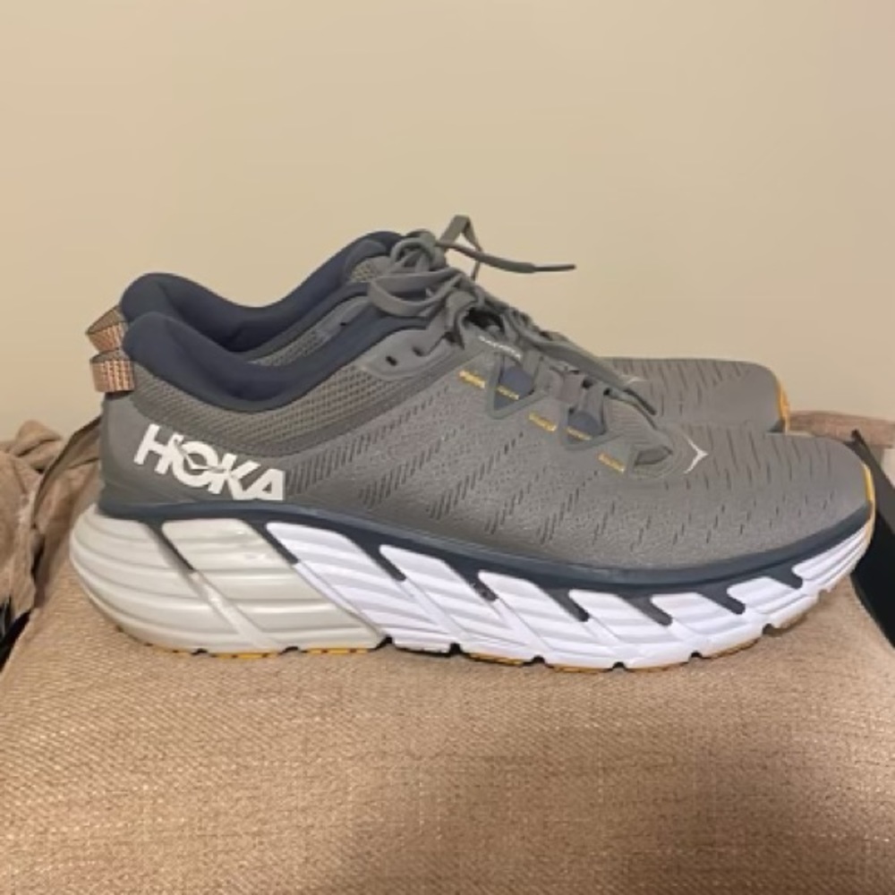 Men’s Hokas size 11.5